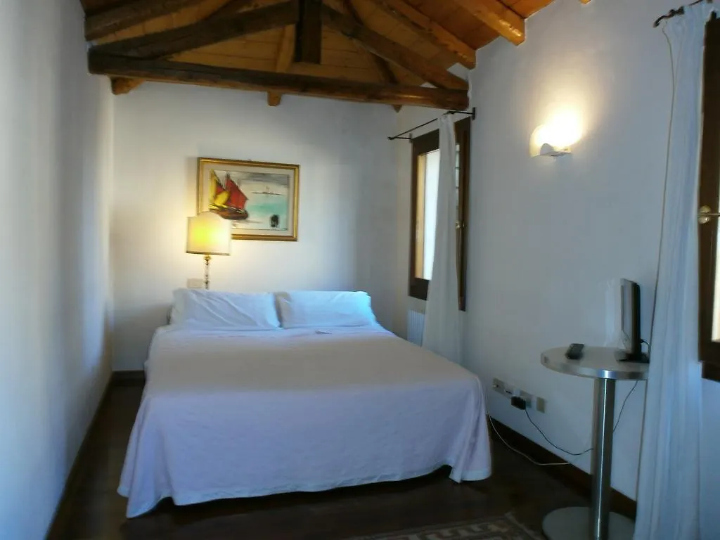 B&B Dolce Casa Treviso Bed & Breakfast