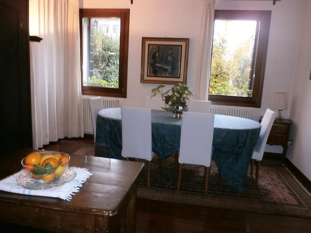B&B Dolce Casa Treviso 0*,